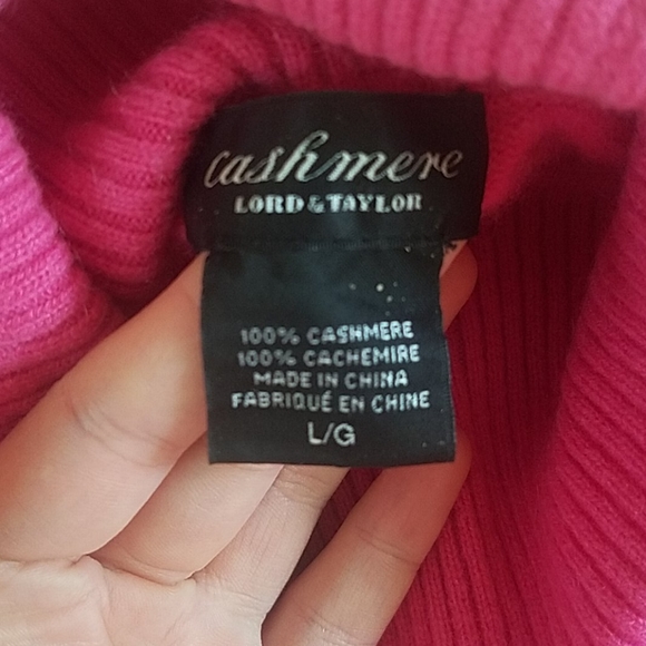 Lord & Taylor Cashmere Turtleneck - Picture 2 of 2